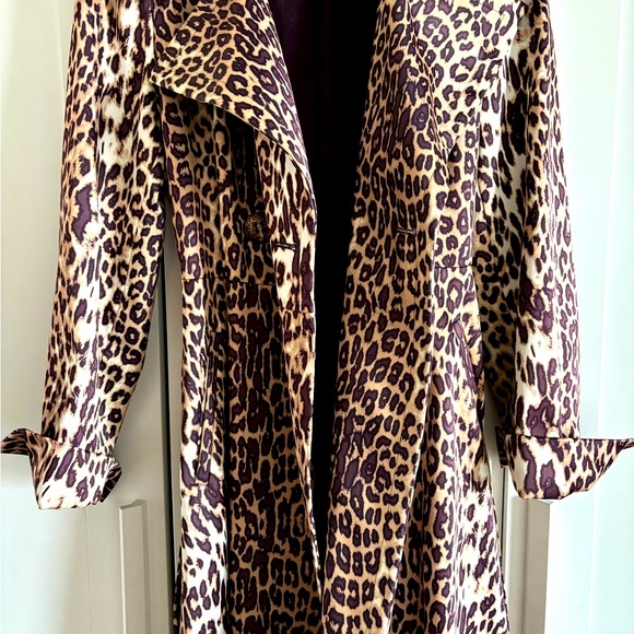 COPY - Leopard raincoat, beautiful, almost never worn. Very classy ! - Picture 4 of 6